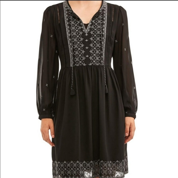 black lolita dress ✖ - Picture 2 of 3